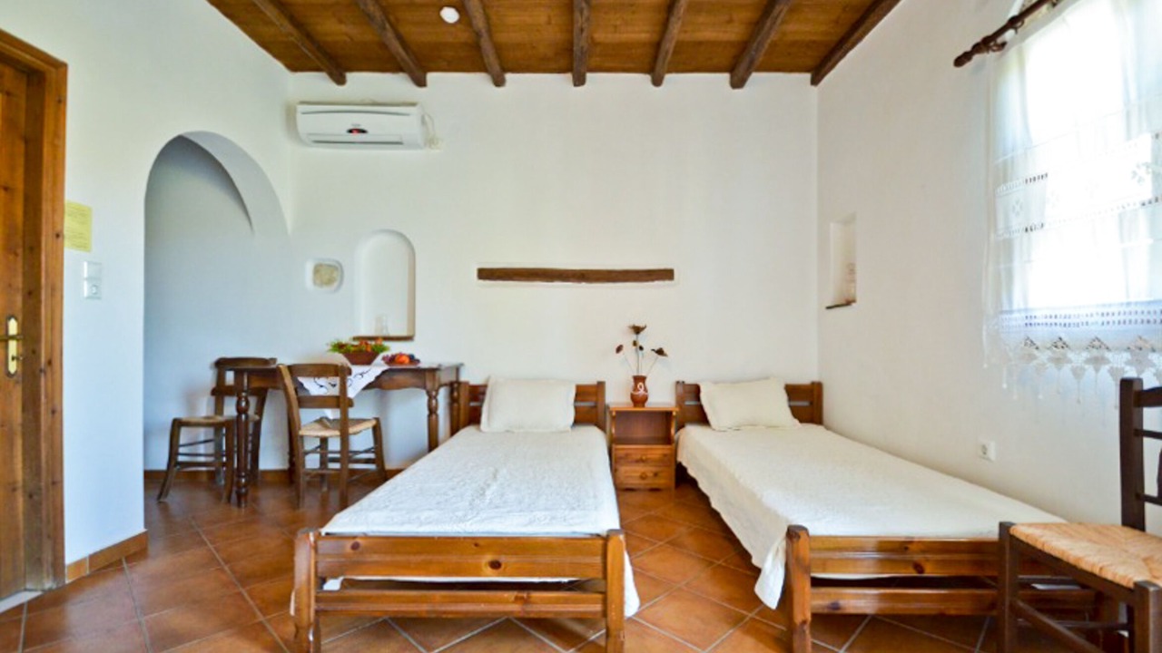Photo of Bedroom in Eggares