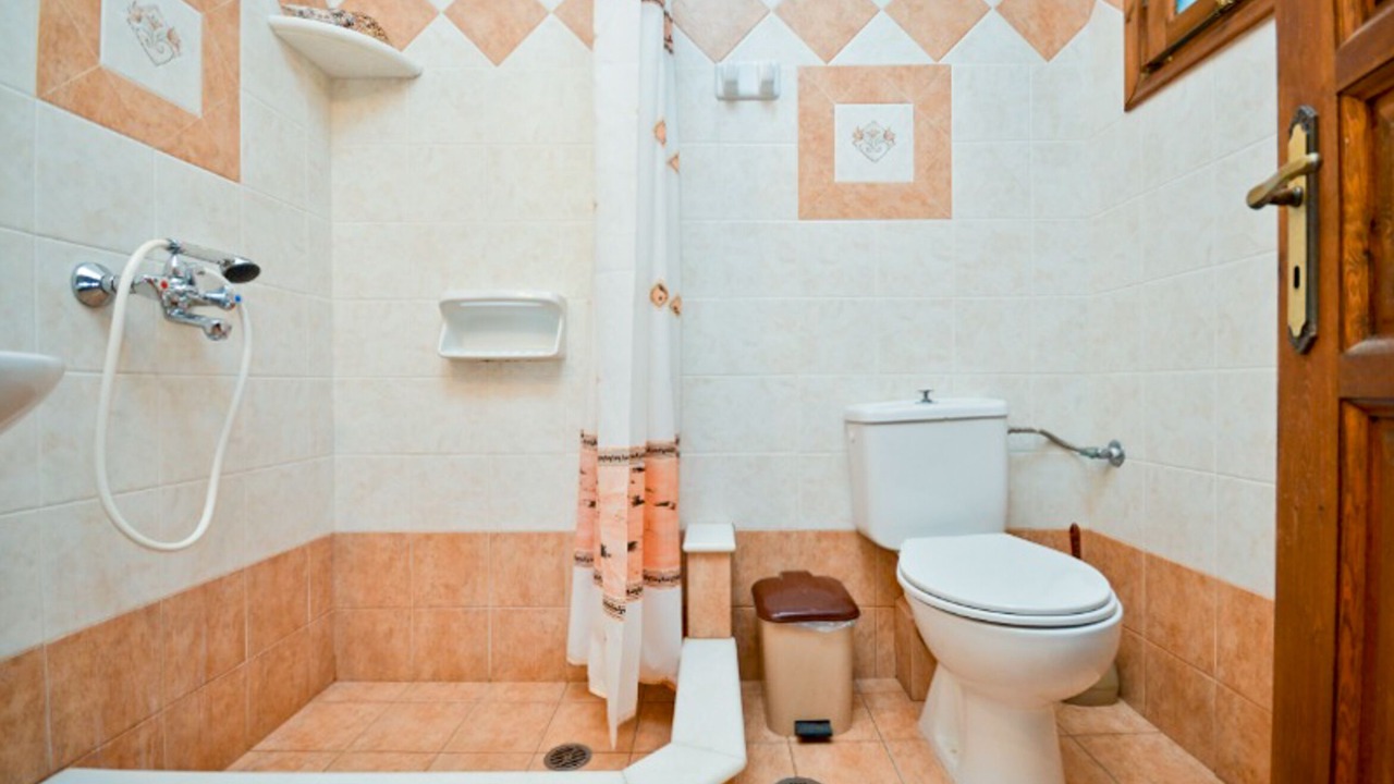 Photo of Bathroom in Eggares