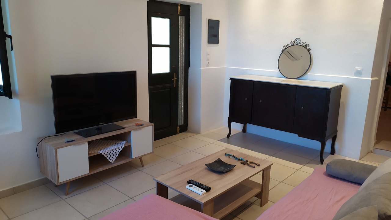 Photo of Livingroom in Korithi