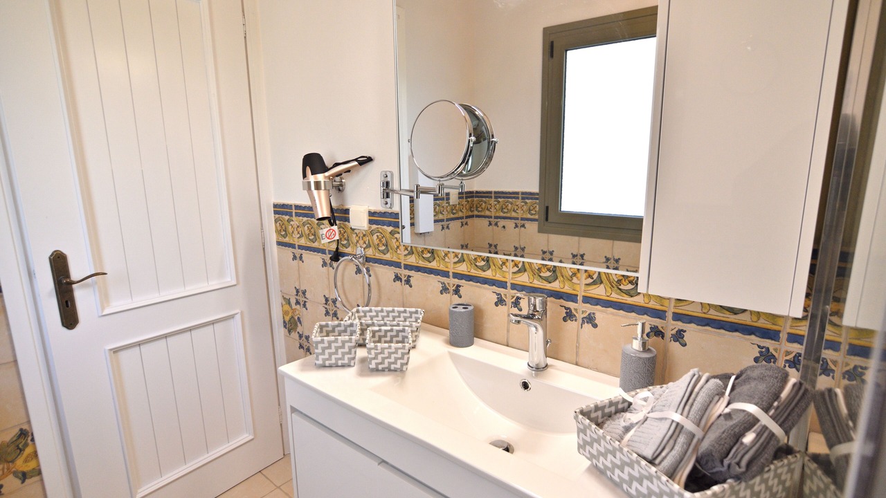 Photo of Bathroom in Kaligata