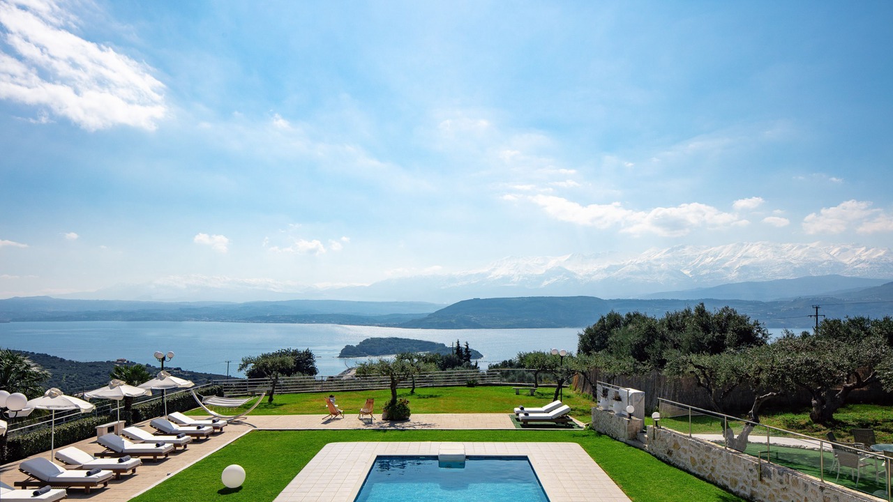 Photo of Outdoor in Sternes