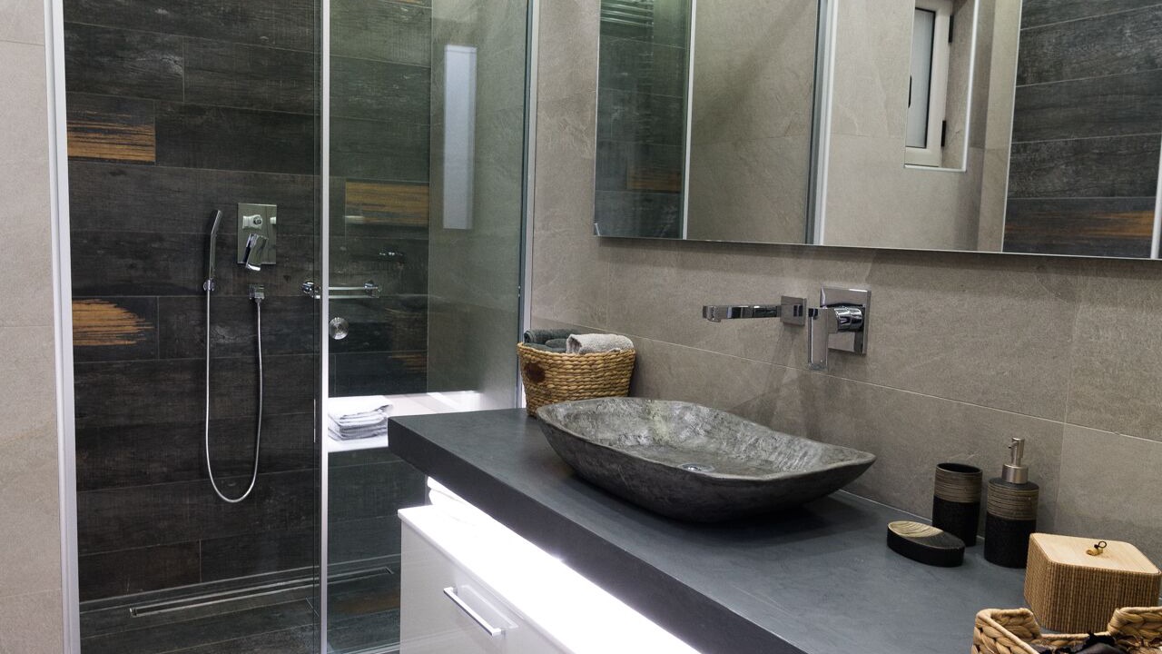 Photo of Bathroom in Igoumenitsa