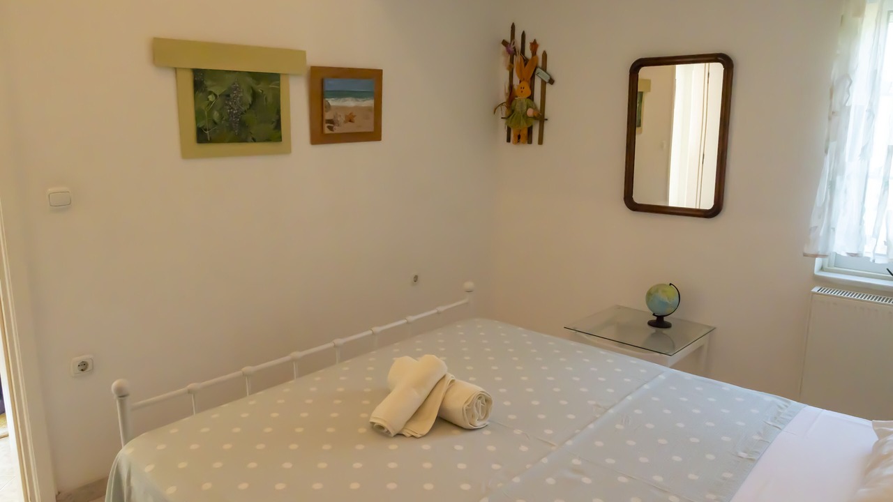Photo of Bedroom in Asgourou