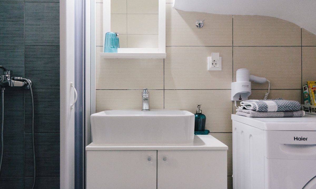 Photo of Bathroom in Igoumenitsa
