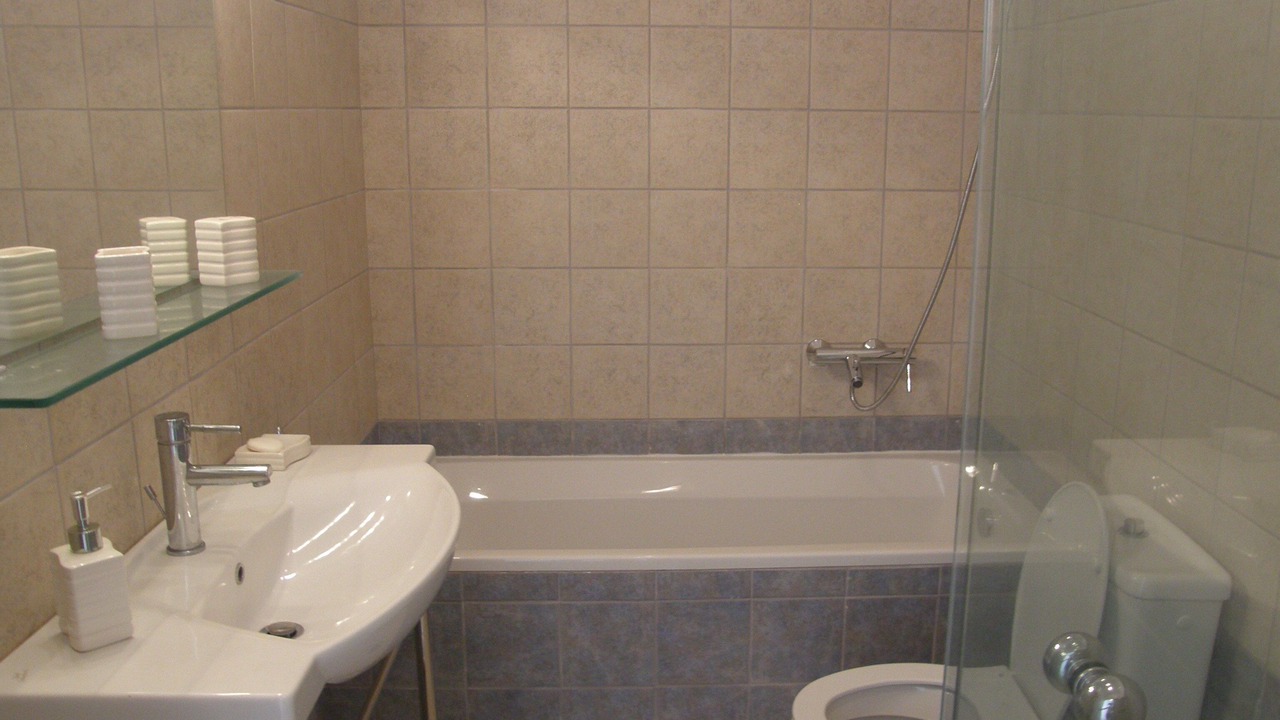 Photo of Bathroom in Parelia