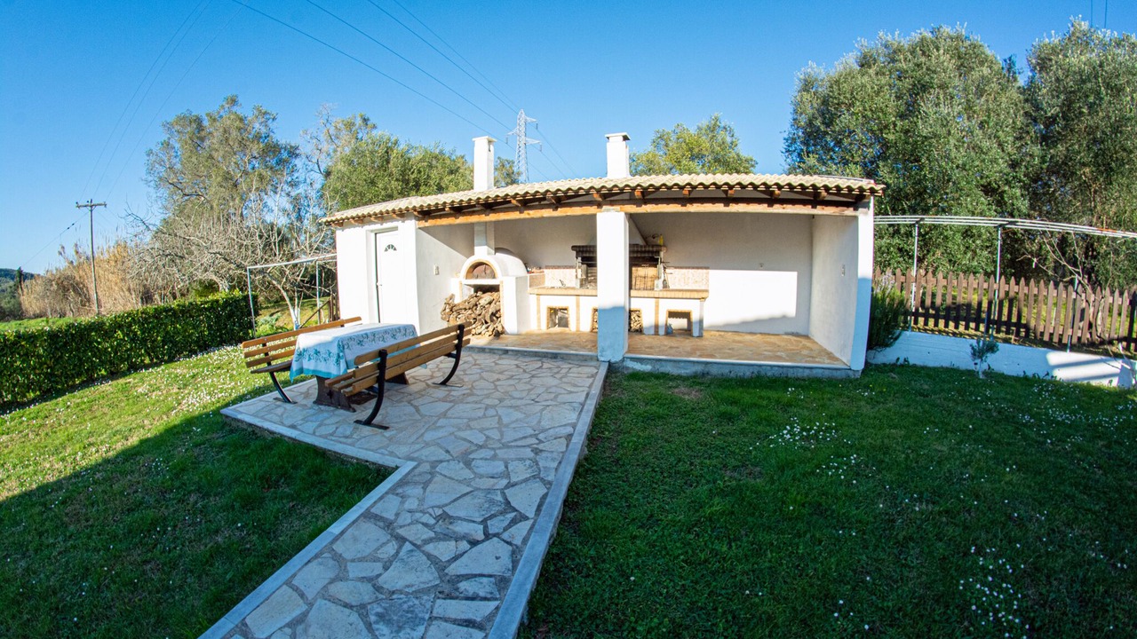 Photo of Outdoor in Notos