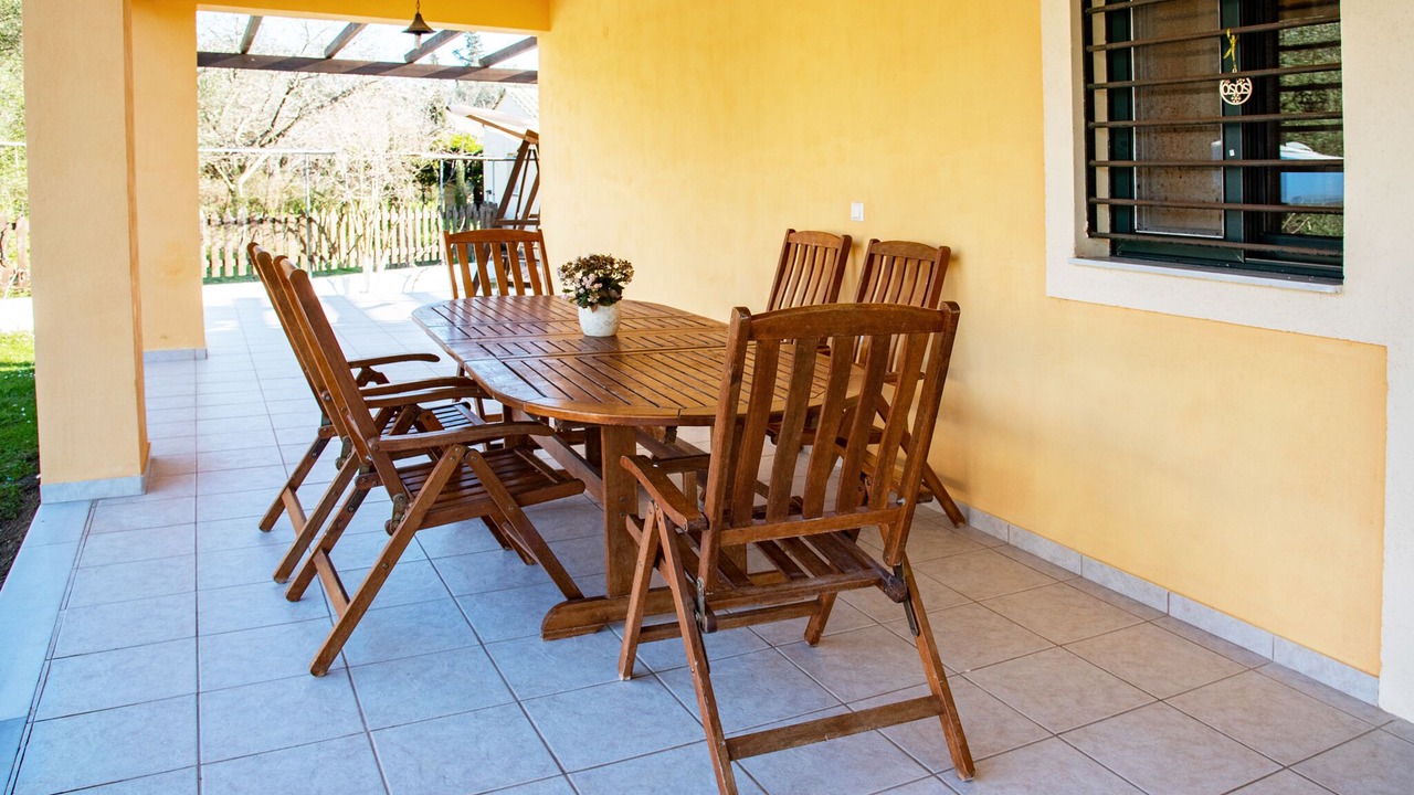 Photo of Outdoor in Notos