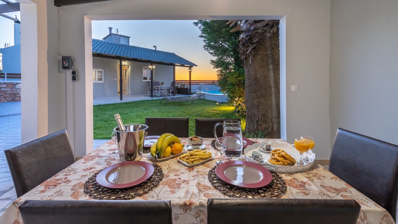 Photo of Outdoor in Salakos