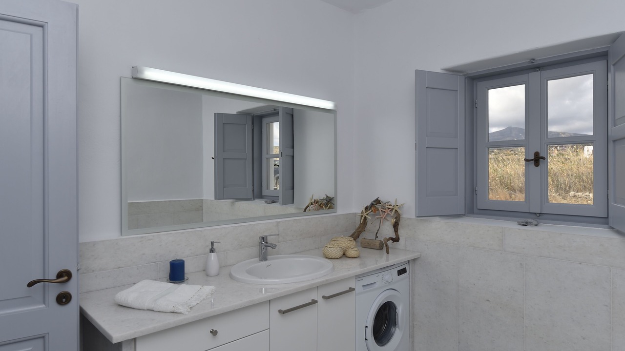 Photo of Bathroom in Paros