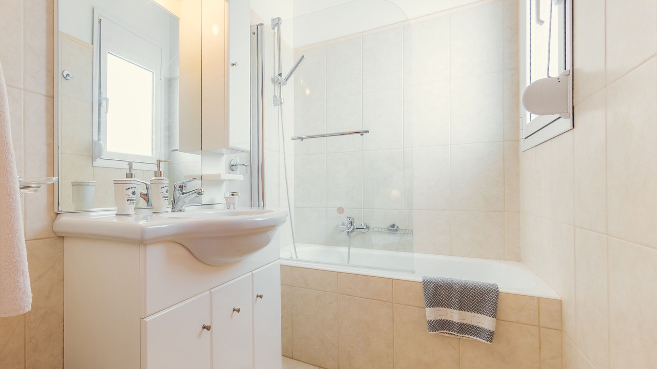 Photo of Bathroom in Gennadi
