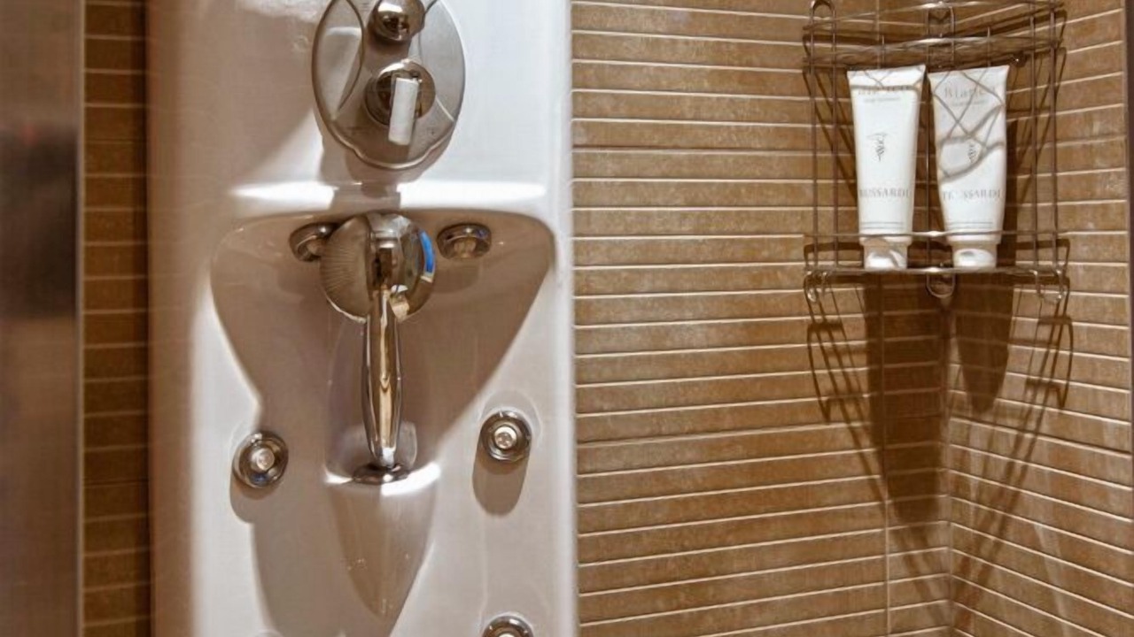 Photo of Bathroom in Thissio