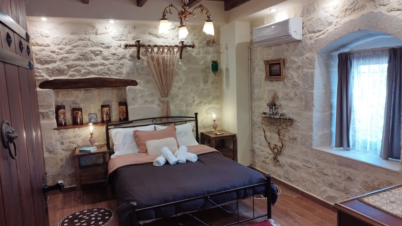 Photo of Bedroom in Gortyna