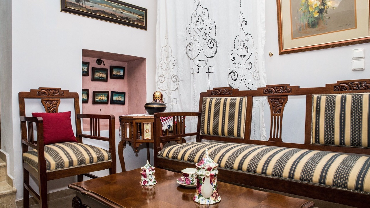 Photo of Bedroom in Armenoi