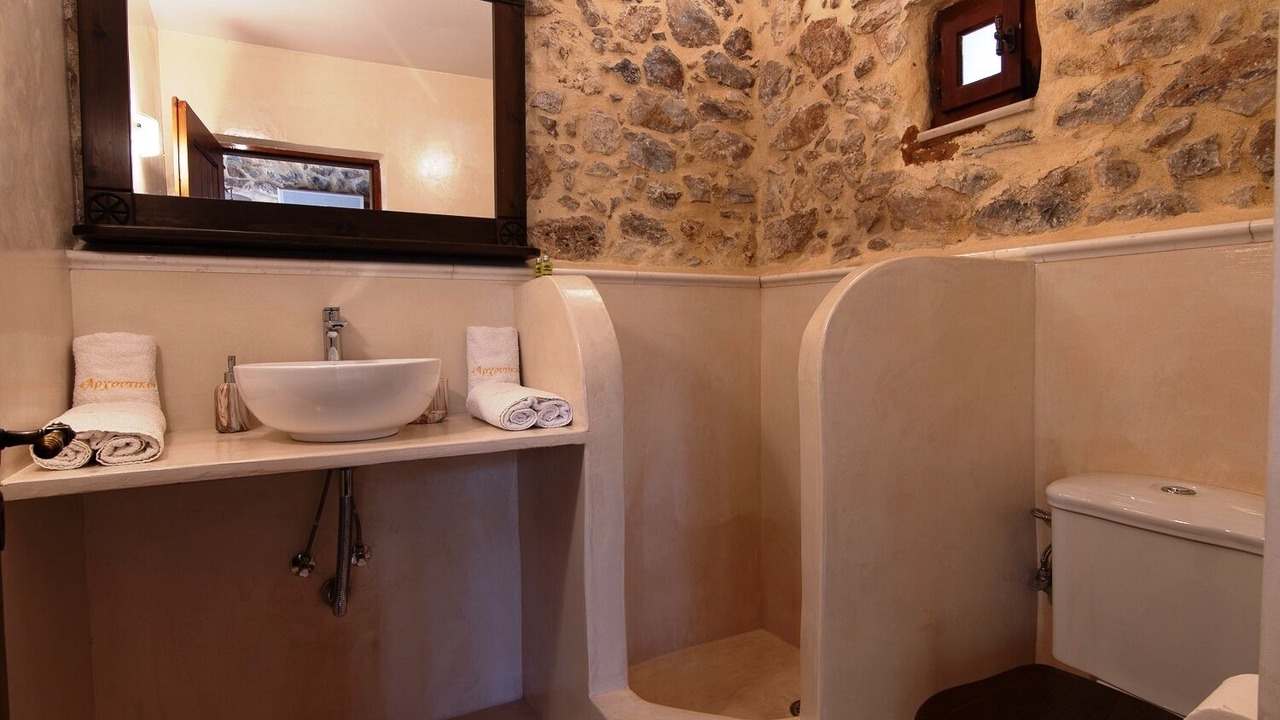Photo of Bathroom in Impros