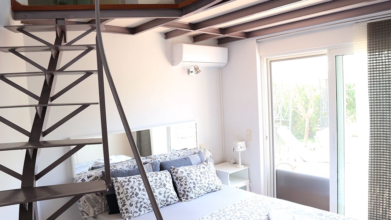 Photo of Bedroom in Thymari