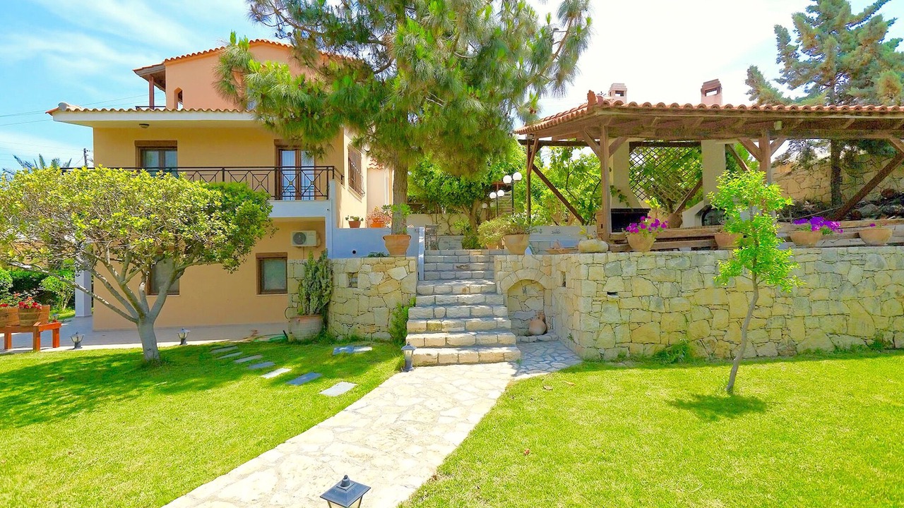 Photo of Outdoor in Karteros