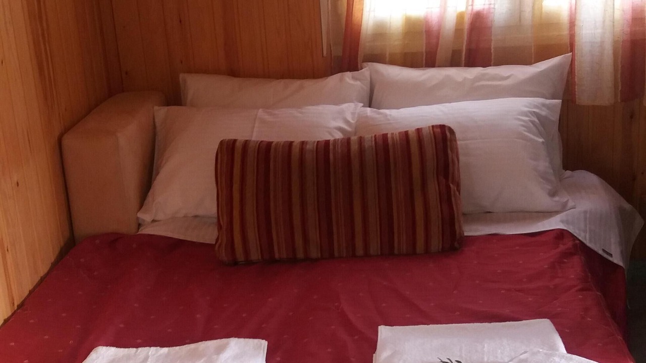 Photo of Bedroom in Skines