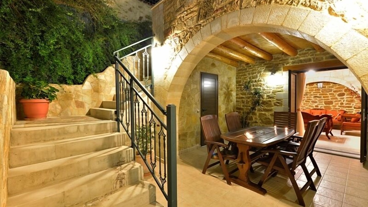 Photo of Outdoor in Pyrgos Psilonerou