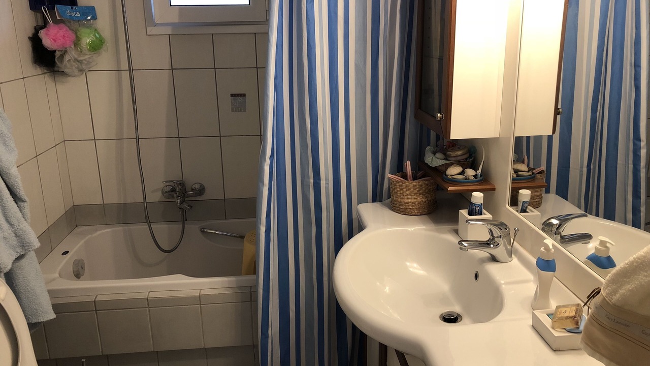 Photo of Bathroom in Markopoulo Mesogaias