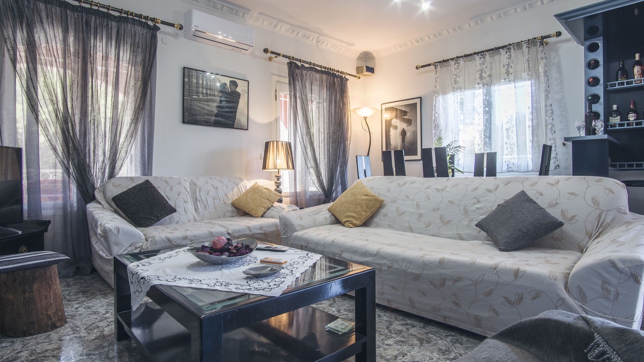 Photo of Livingroom in Potamos