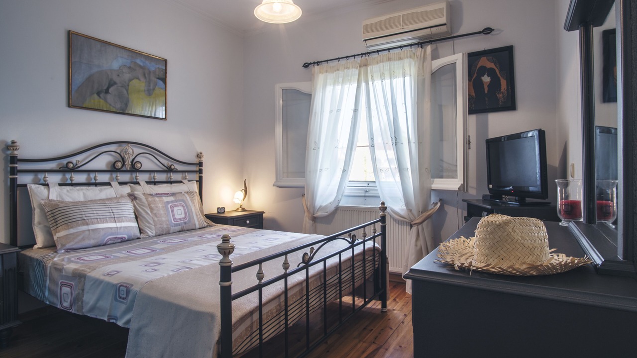 Photo of Bedroom in Potamos