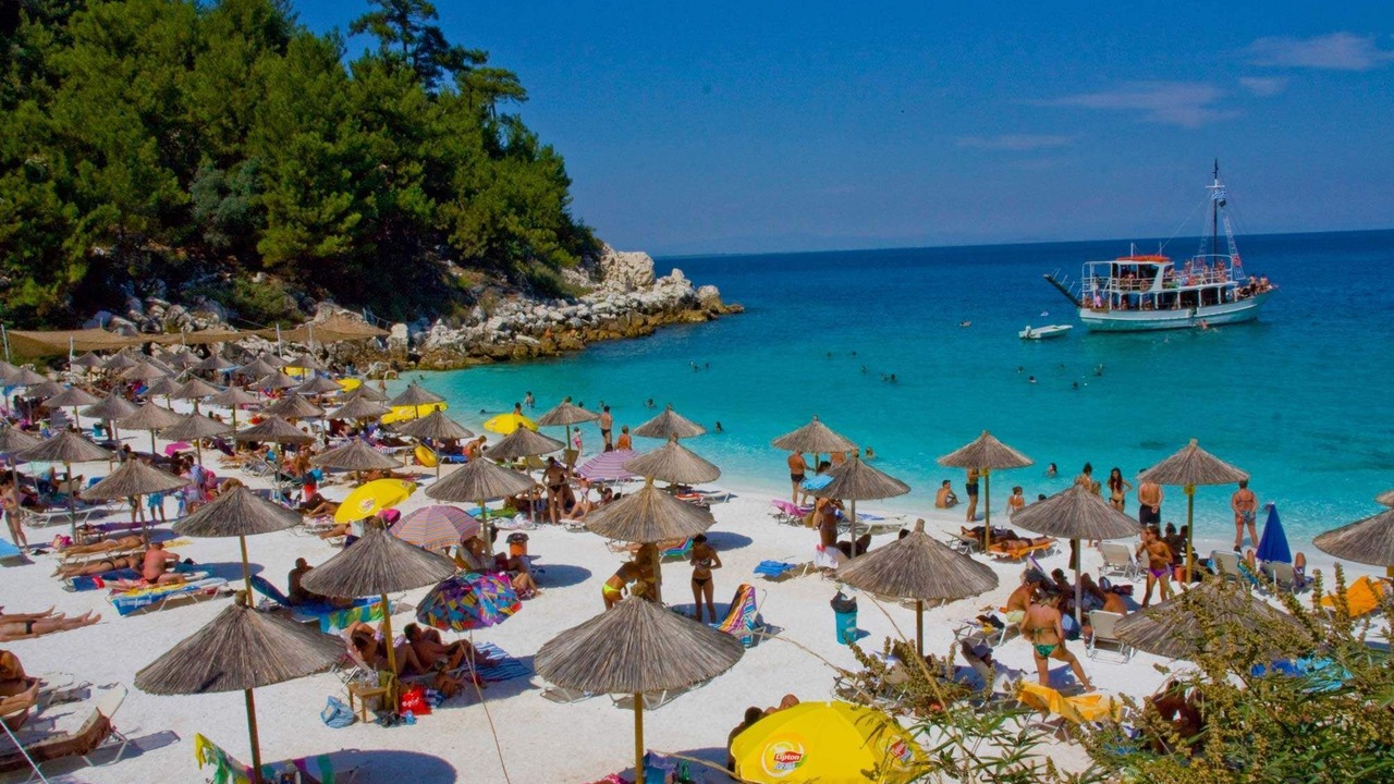 Photo of Others in Skala Marion