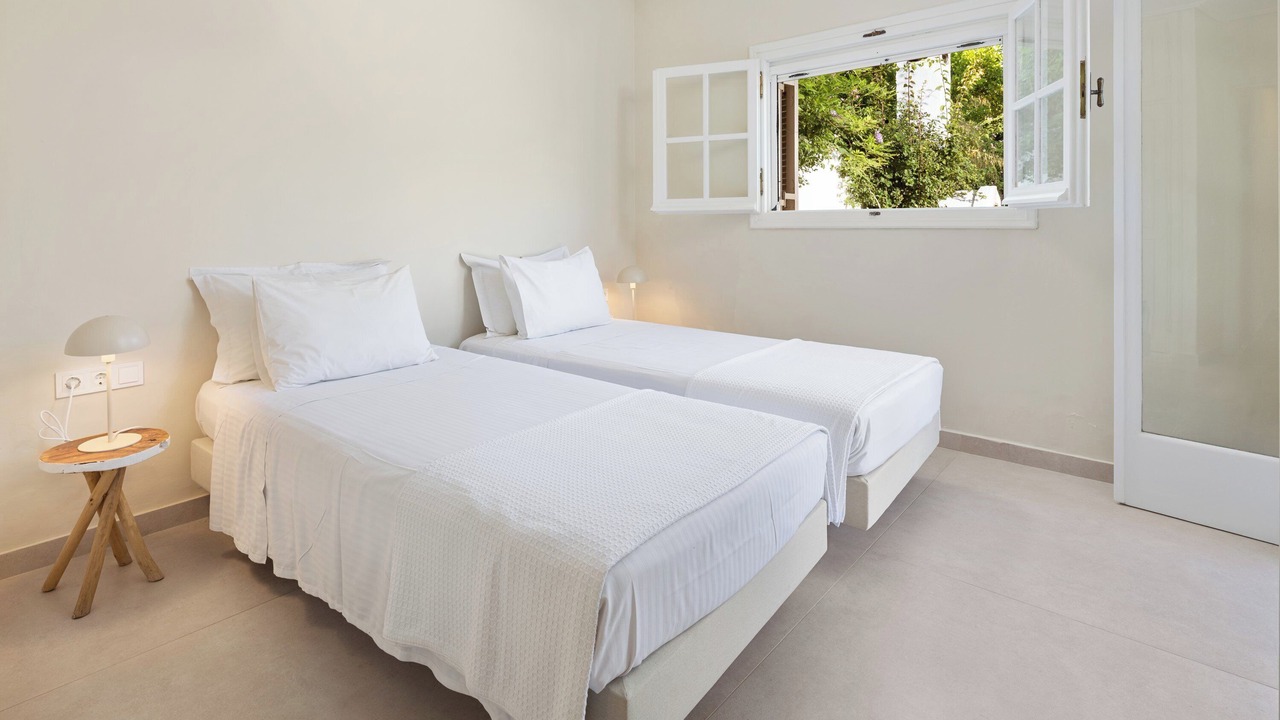 Photo of Bedroom in Benitses