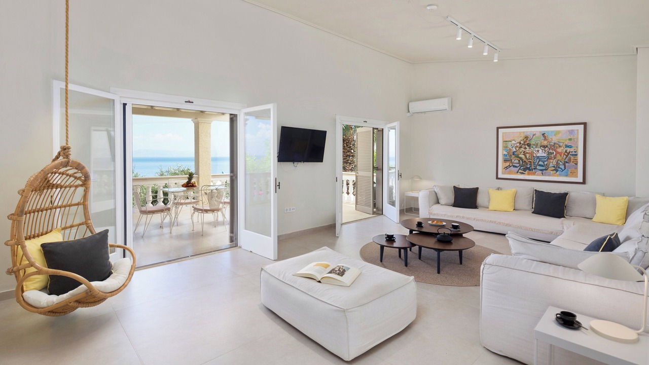 Photo of Livingroom in Benitses