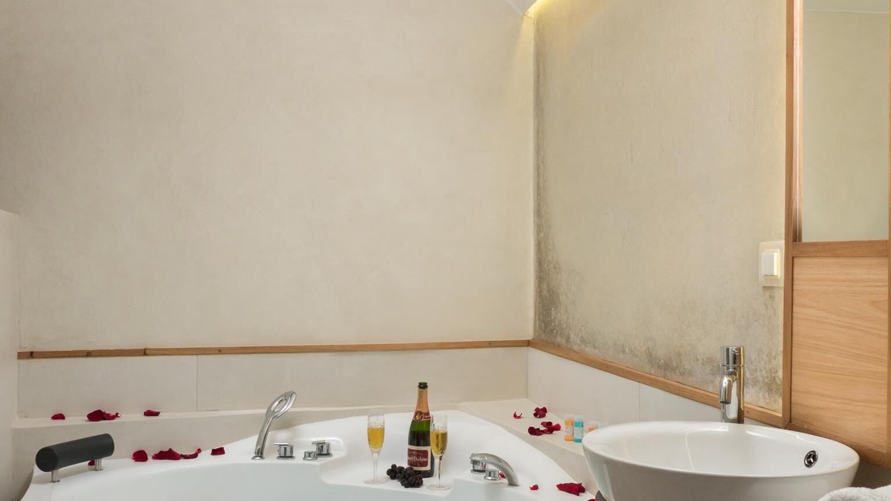 Photo of Bathroom in Koum Kapi
