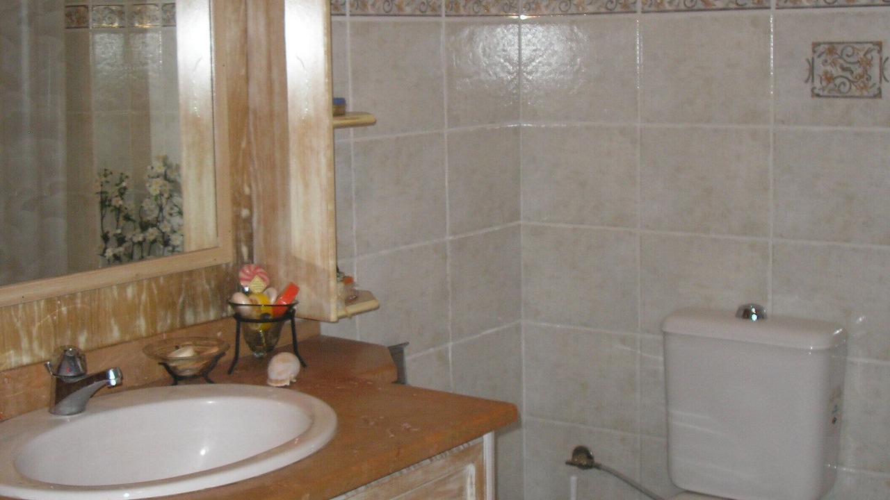 Photo of Bathroom in Almopia
