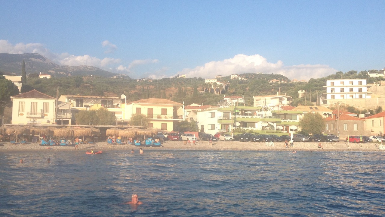 Photo of Others in Diasella