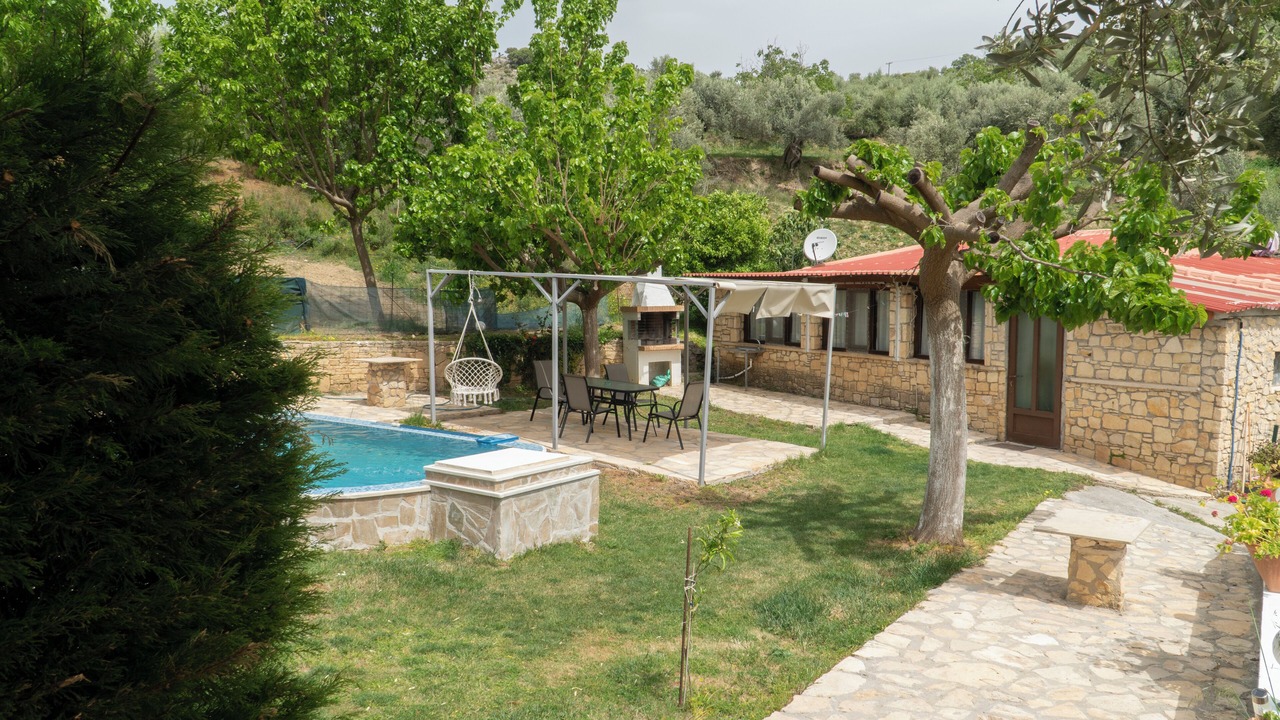 Photo of Outdoor in Monopari