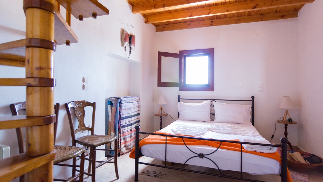 Photo of Bedroom in Ormos Koumeikon