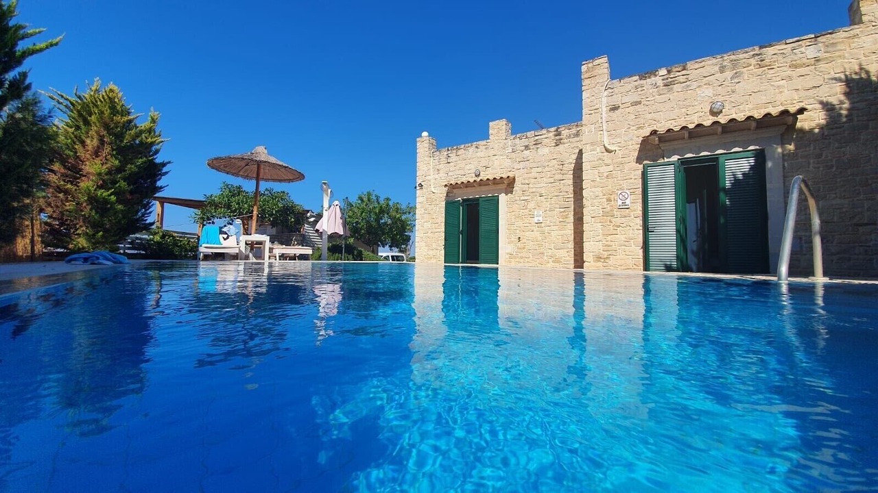 Photo of Outdoor in Mires