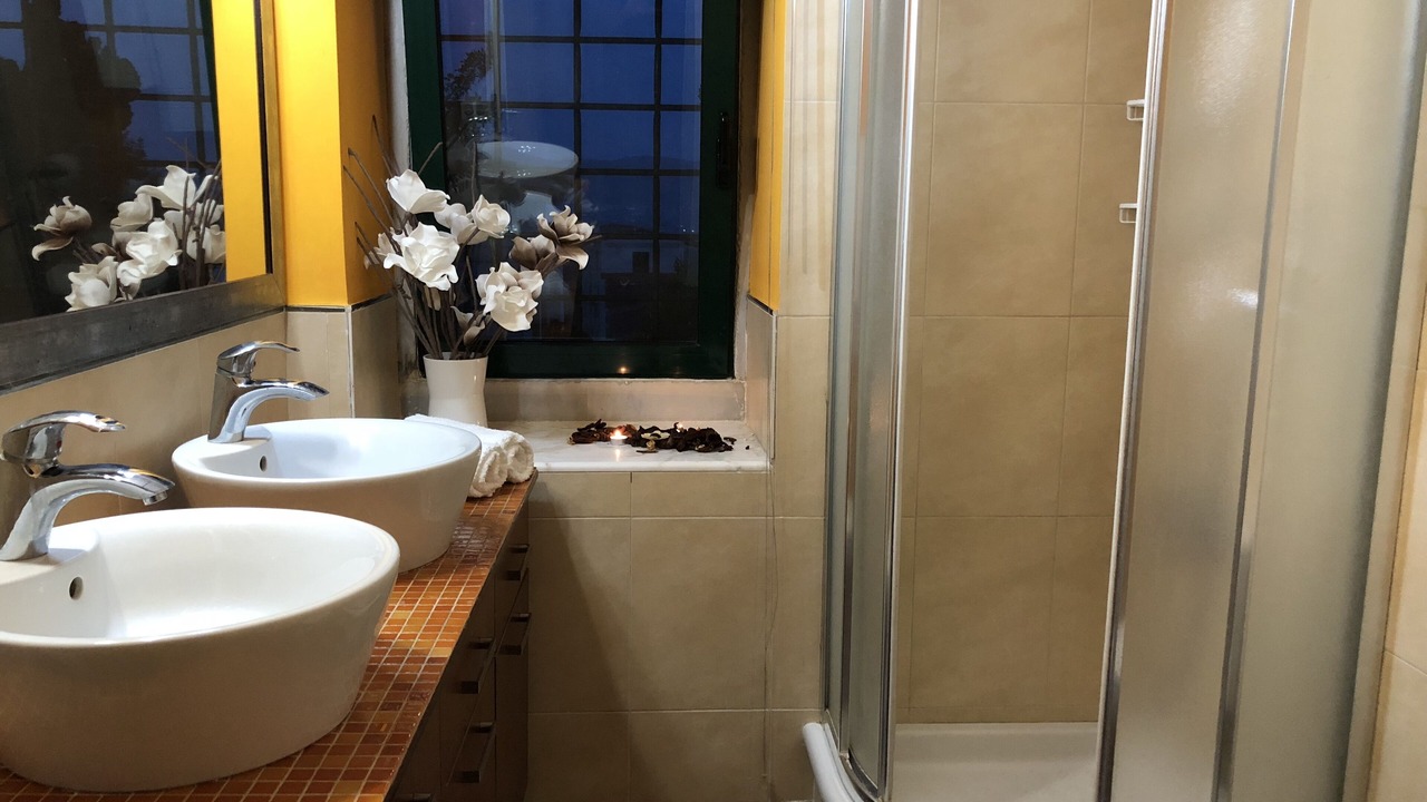 Photo of Bathroom in Mires