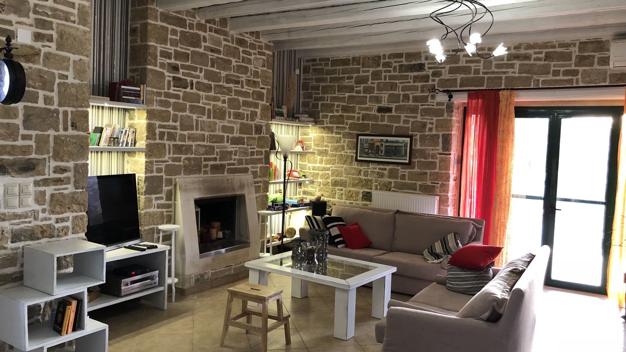 Photo of Livingroom in Mires