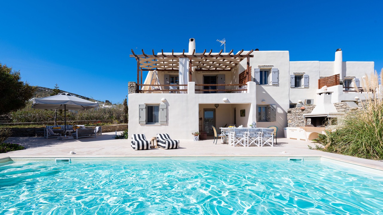 Photo of Outdoor in Parasporos