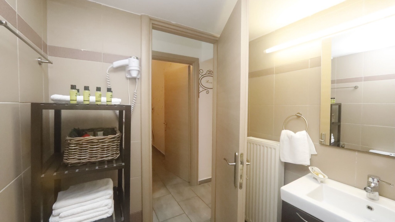 Photo of Bathroom in Athens City Centre