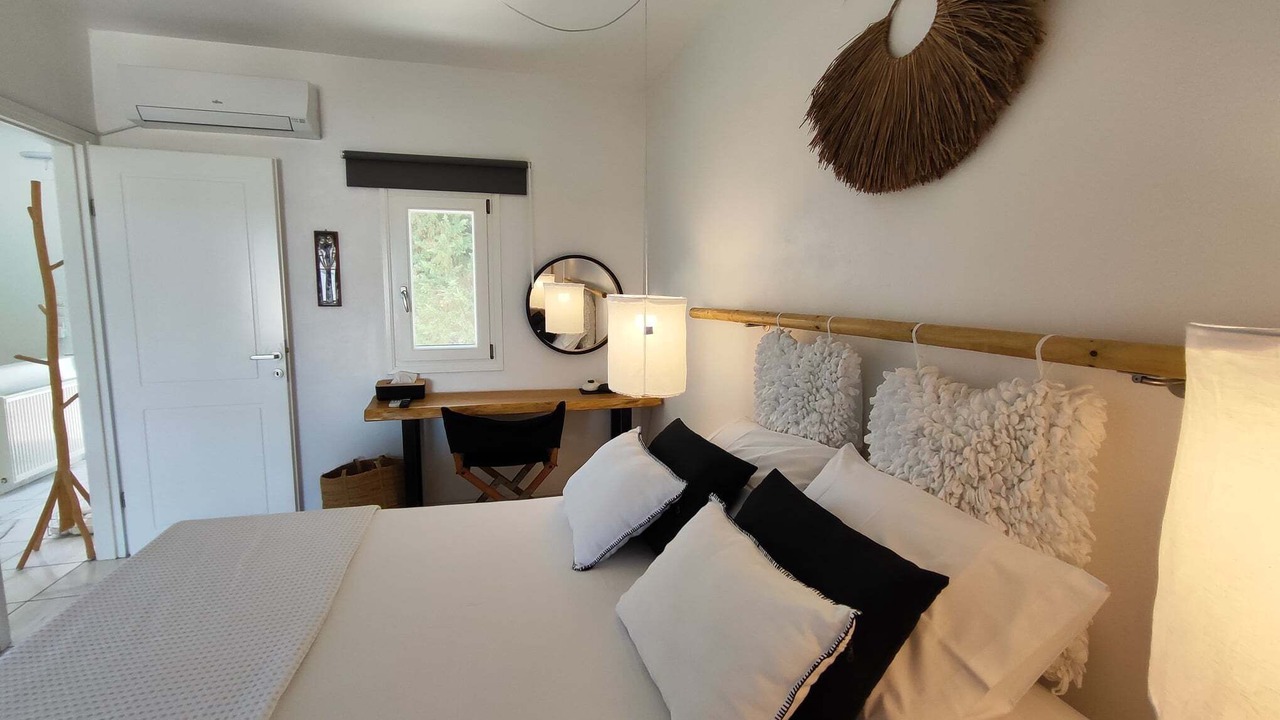 Photo of Bedroom in Ampelas