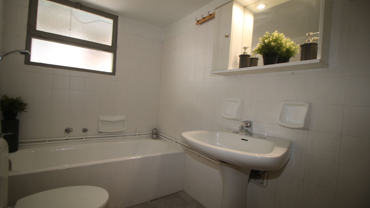Photo of Bathroom in Ilisia