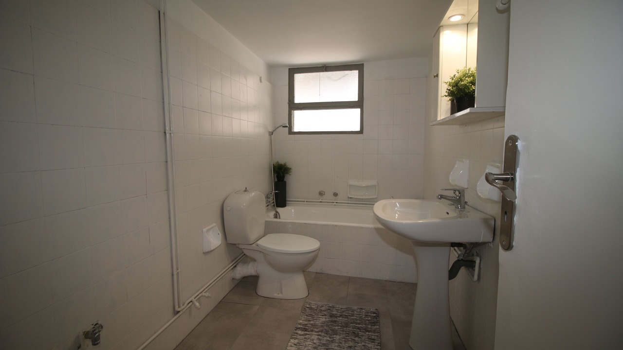 Photo of Bathroom in Ilisia