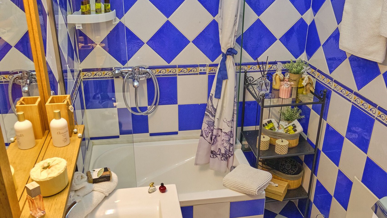 Photo of Bathroom in Old Town