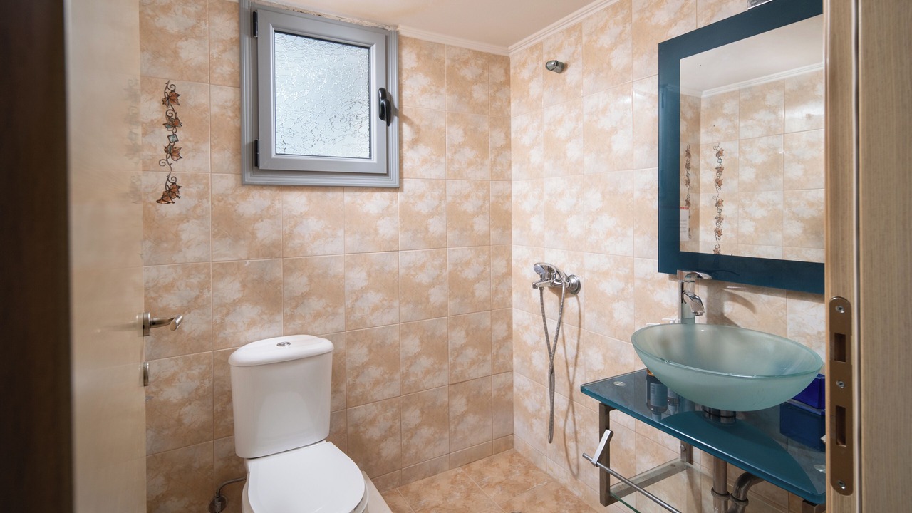 Photo of Bathroom in Trochalia