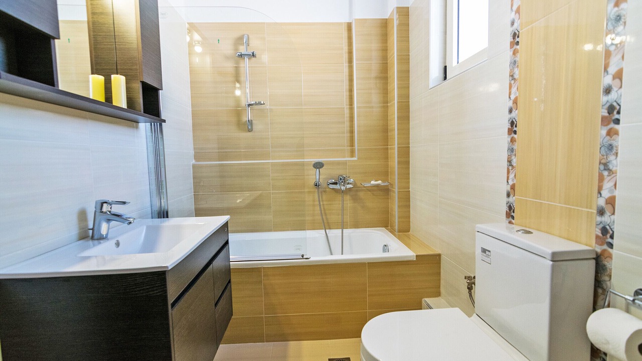 Photo of Bathroom in Adele