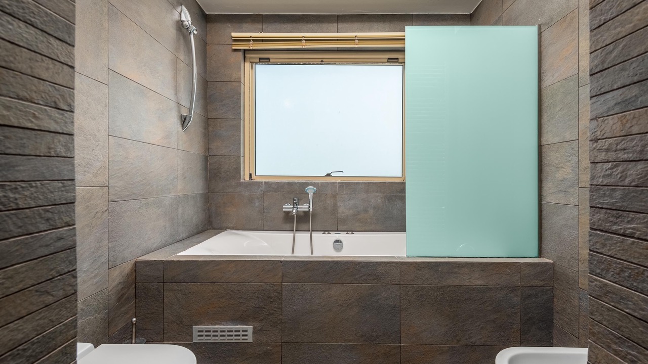 Photo of Bathroom in Ialyssos