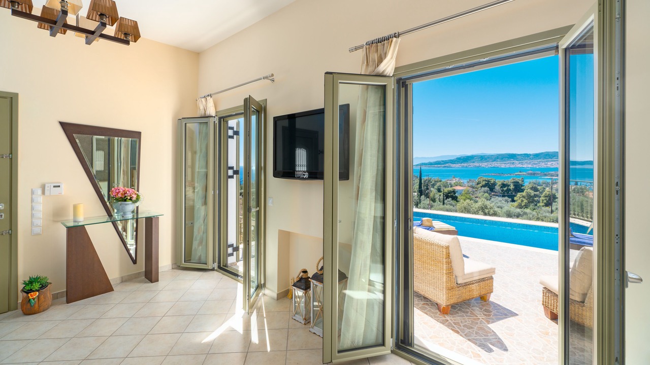 Photo of Livingroom in Agios Emilianos