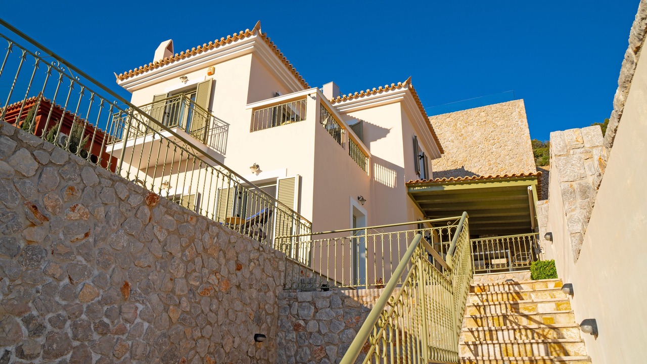 Photo of Outdoor in Agios Emilianos