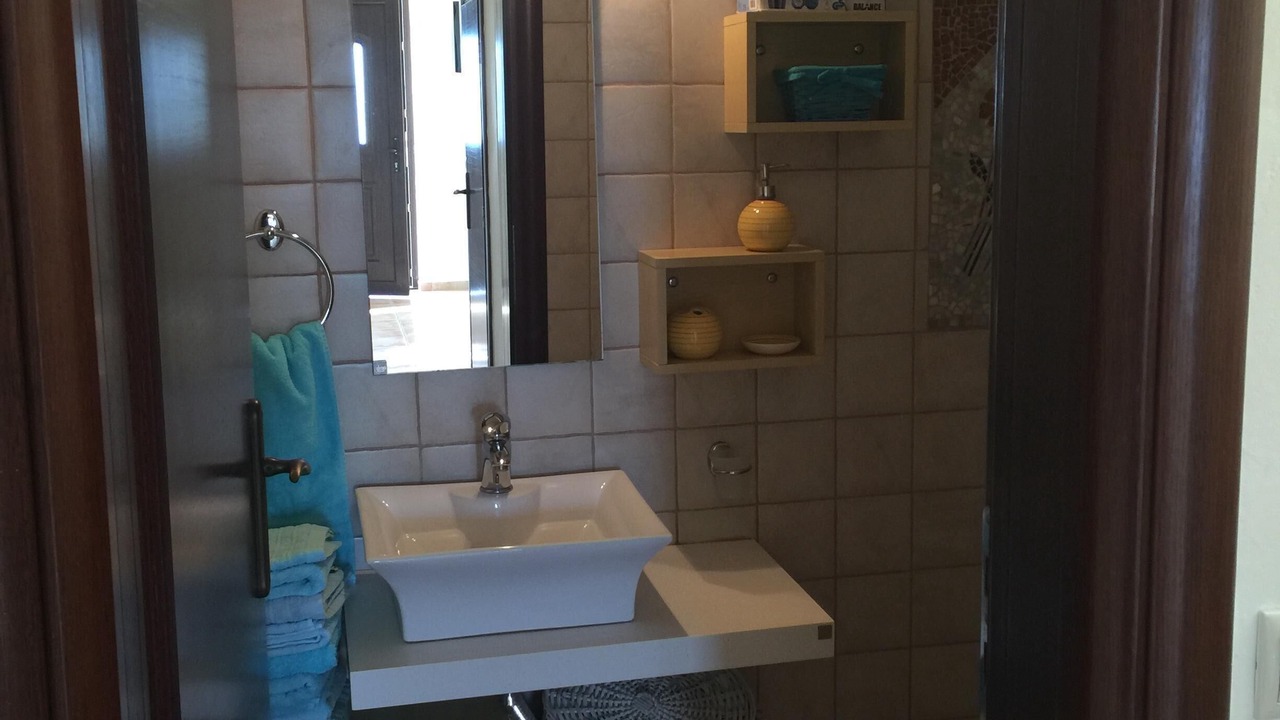 Photo of Bathroom in Pitsidia