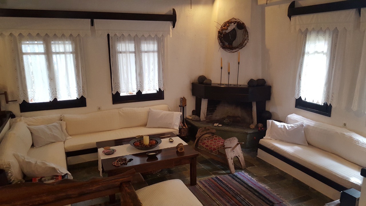 Photo of Livingroom in Karystos
