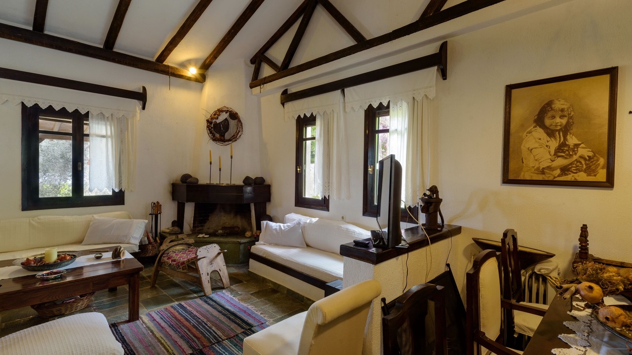 Photo of Livingroom in Karystos